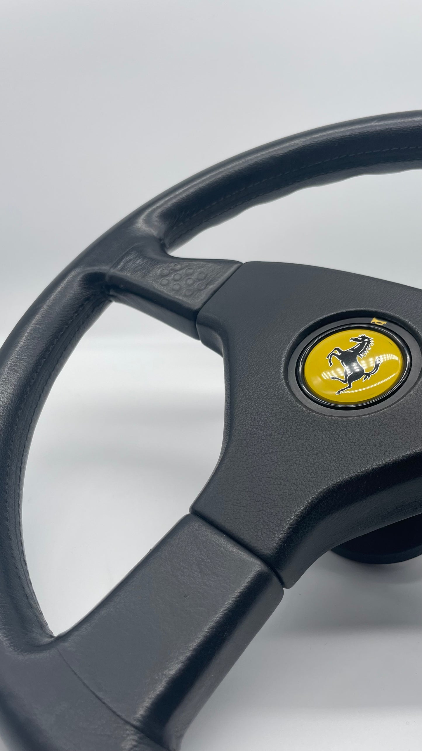 Volante Ferrari 348 TB/TS -  512 TR - Mondial T